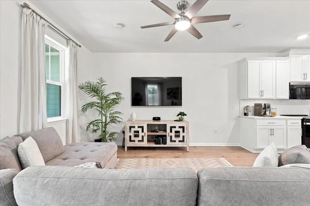 590 SOUTHERN EDGE WAY Sanford, FL 32771