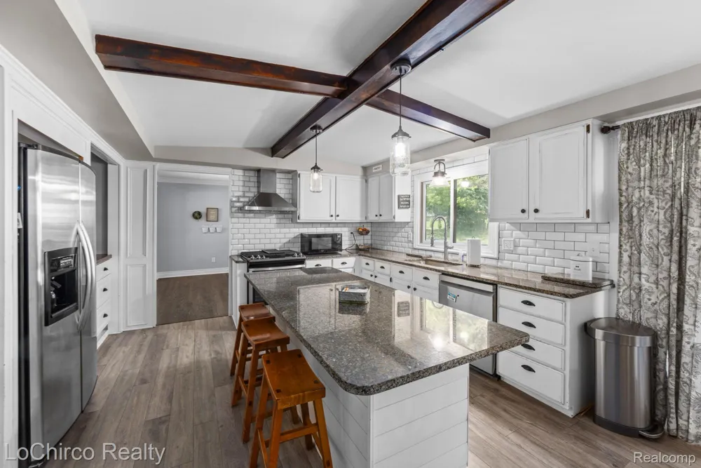 2700 Broadmoor Drive Rochester Hills City, MI 48309
