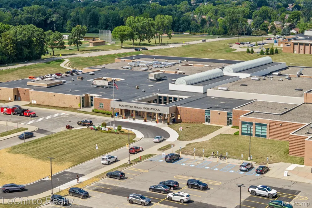 2700 Broadmoor Drive Rochester Hills City, MI 48309