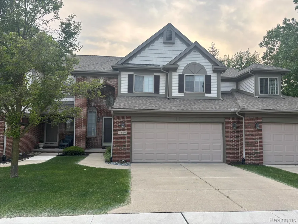 44700 Heather Lane #19 Canton Charter Township, MI 48187