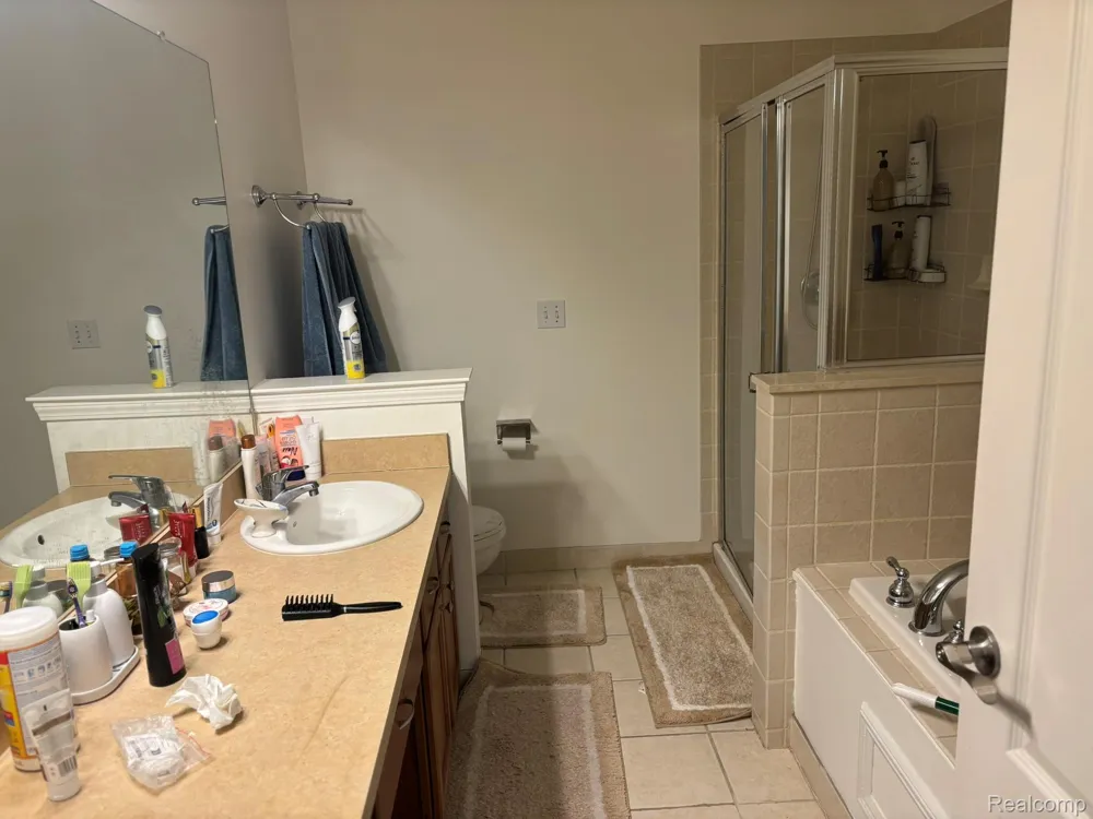 44700 Heather Lane #19 Canton Charter Township, MI 48187