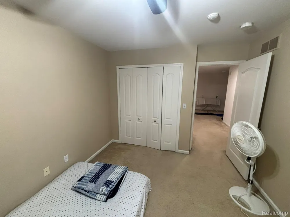 44700 Heather Lane #19 Canton Charter Township, MI 48187
