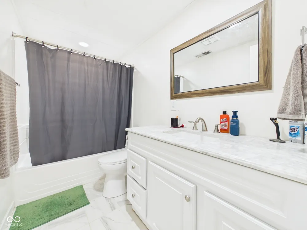 210 S 27th Street Elwood, IN 46036