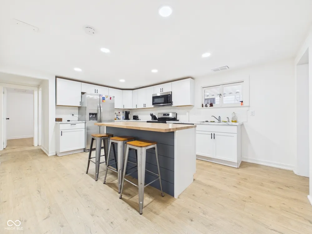 210 S 27th Street Elwood, IN 46036