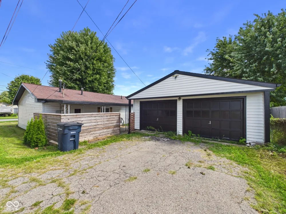 210 S 27th Street Elwood, IN 46036