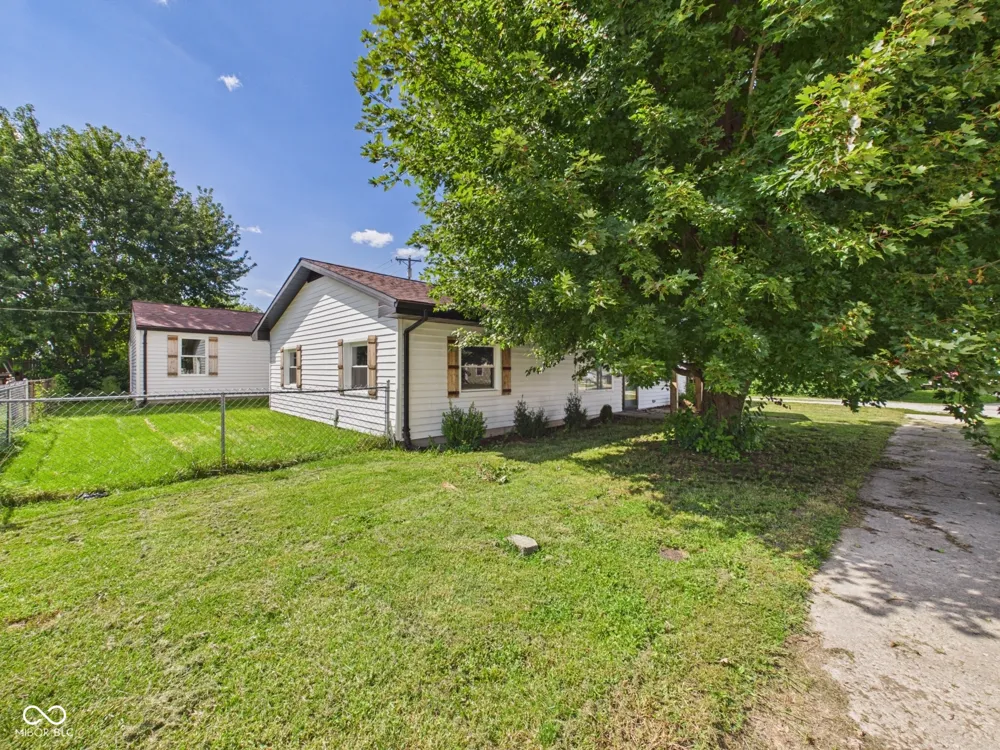210 S 27th Street Elwood, IN 46036