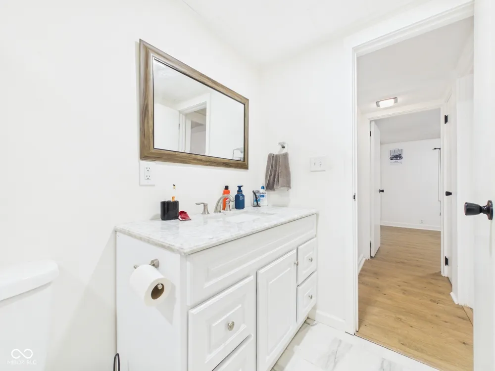 210 S 27th Street Elwood, IN 46036