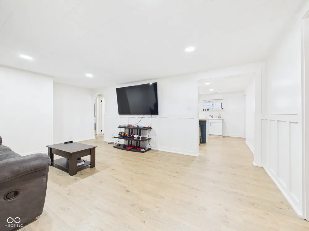 210 S 27th Street Elwood, IN 46036