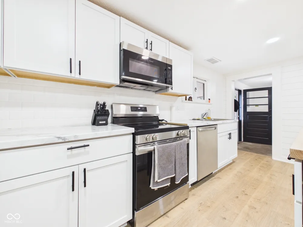 210 S 27th Street Elwood, IN 46036