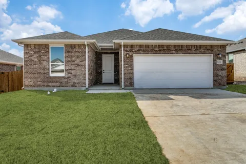 1424 Dry Creek Drive