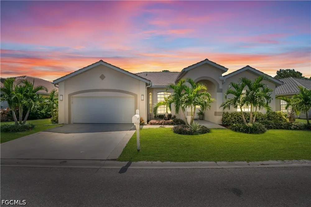 Lakeland Circle Fort Myers, FL 33913