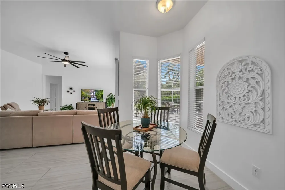 Lakeland Circle Fort Myers, FL 33913