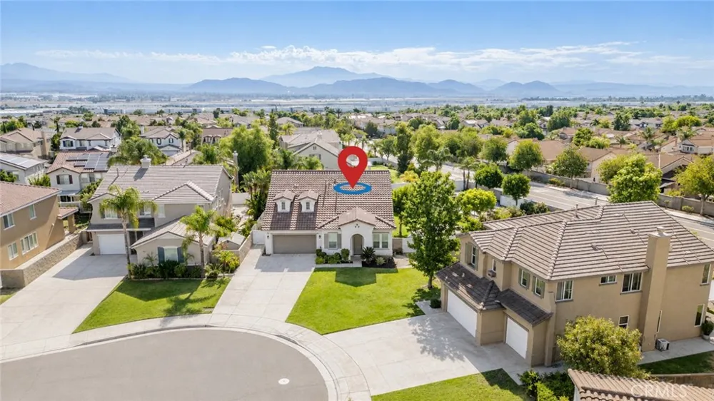 8274 Fern Grove Circle Riverside, CA 92508