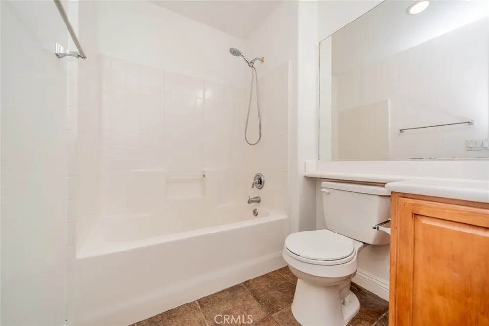 8274 Fern Grove Circle Riverside, CA 92508