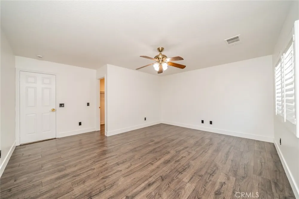 8274 Fern Grove Circle Riverside, CA 92508