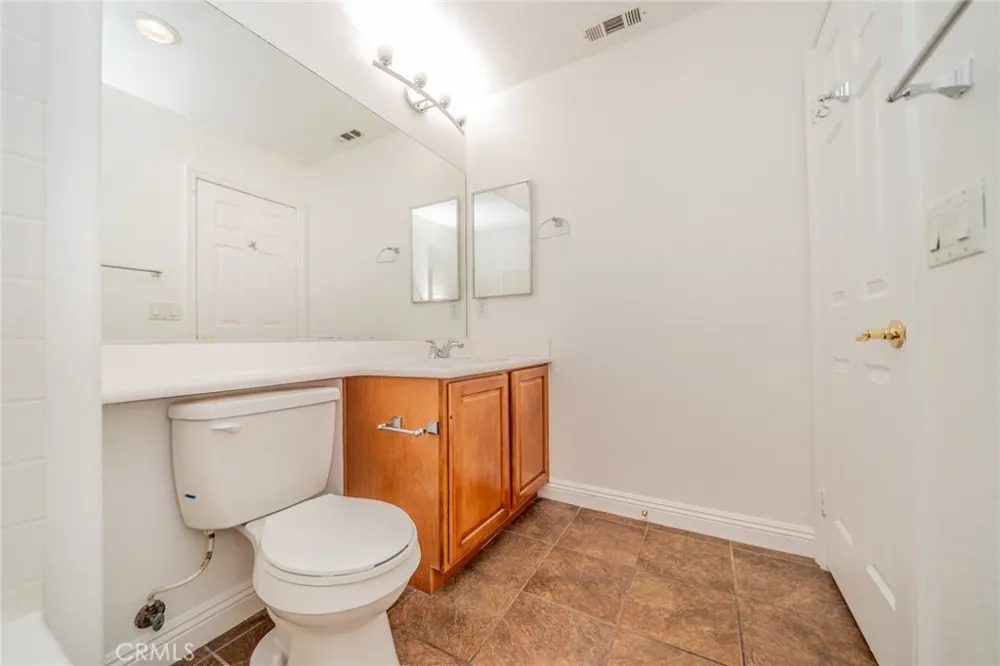 8274 Fern Grove Circle Riverside, CA 92508