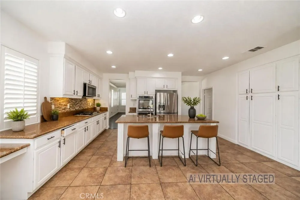 8274 Fern Grove Circle Riverside, CA 92508