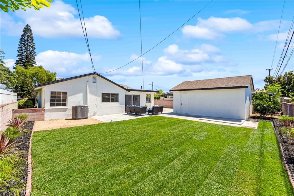 6275 San Ricardo Way Buena Park, CA 90620