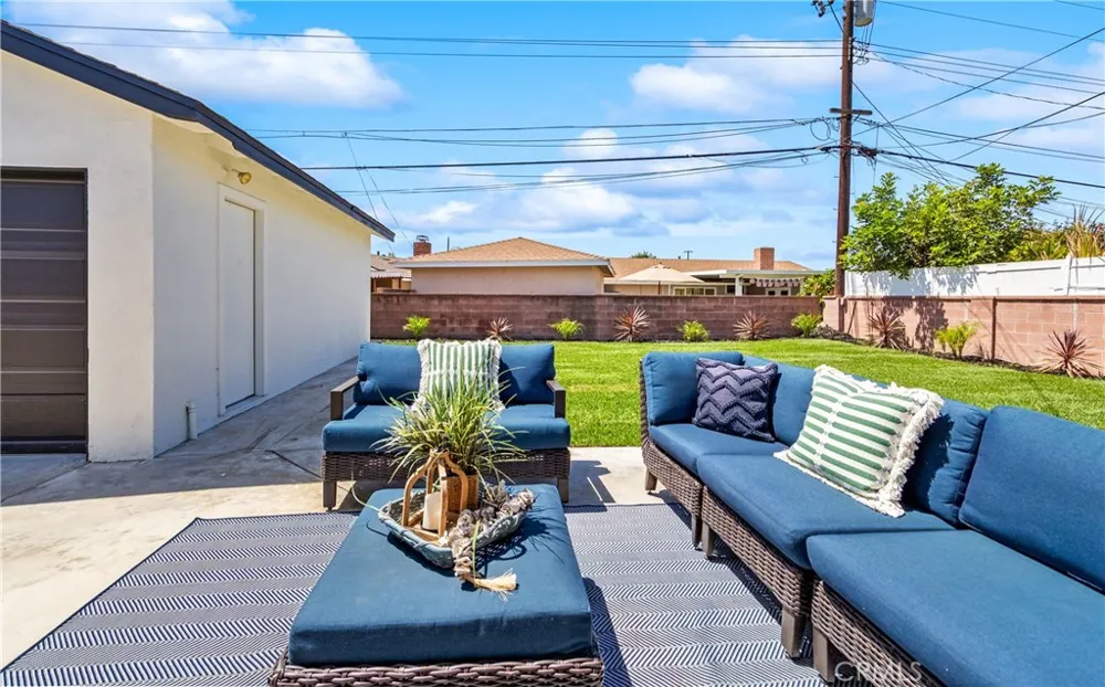 6275 San Ricardo Way Buena Park, CA 90620