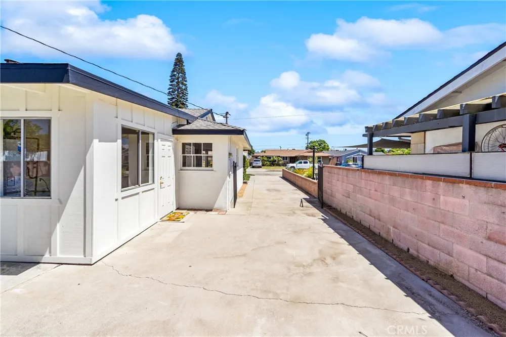 6275 San Ricardo Way Buena Park, CA 90620