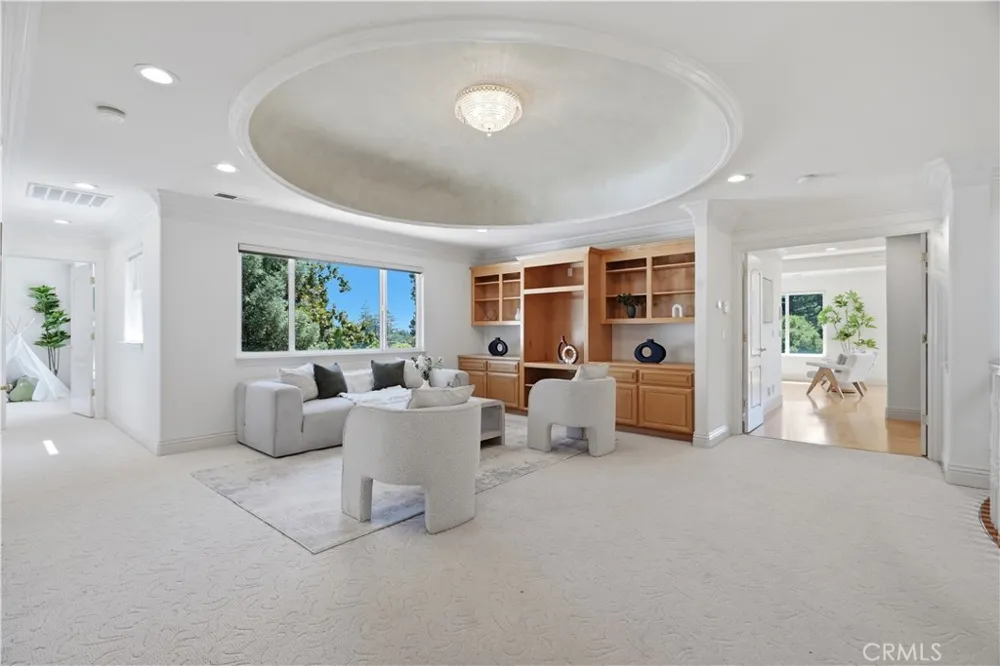 10935 Miramonte Cupertino, CA 95014