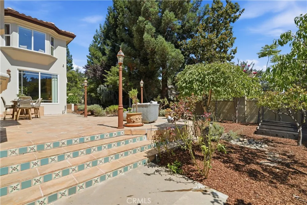 10935 Miramonte Cupertino, CA 95014
