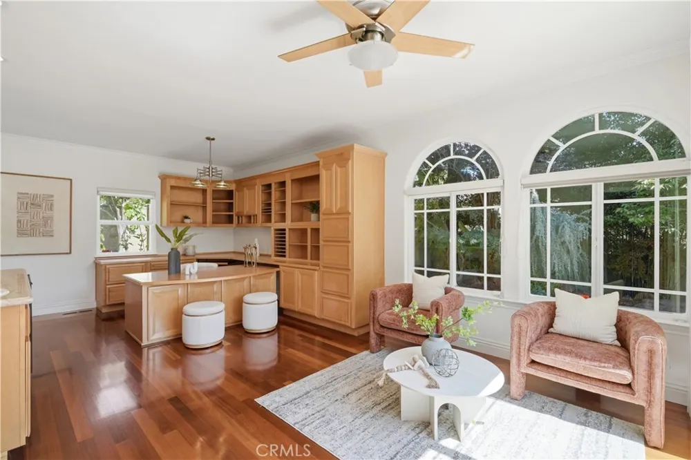 10935 Miramonte Cupertino, CA 95014