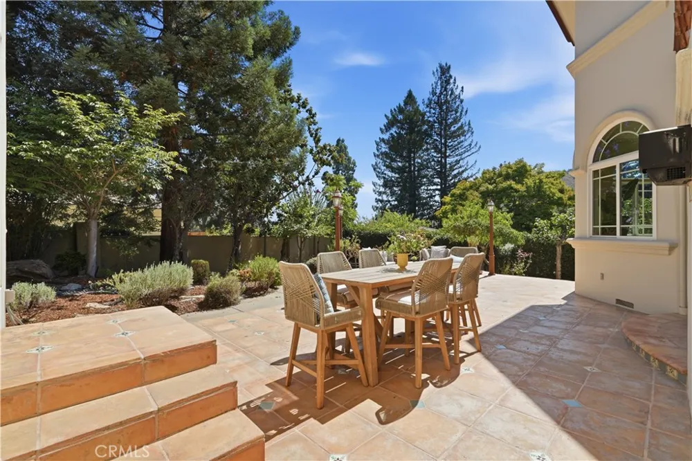 10935 Miramonte Cupertino, CA 95014