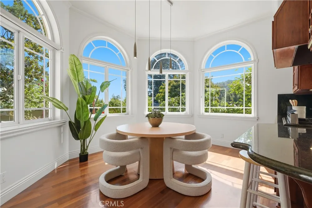 10935 Miramonte Cupertino, CA 95014