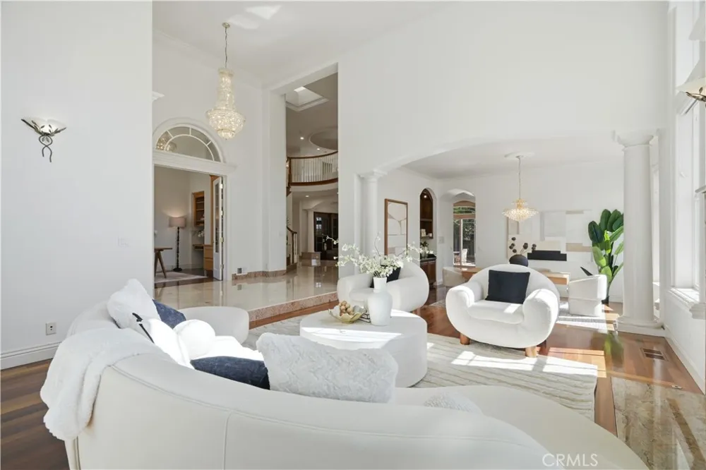 10935 Miramonte Cupertino, CA 95014