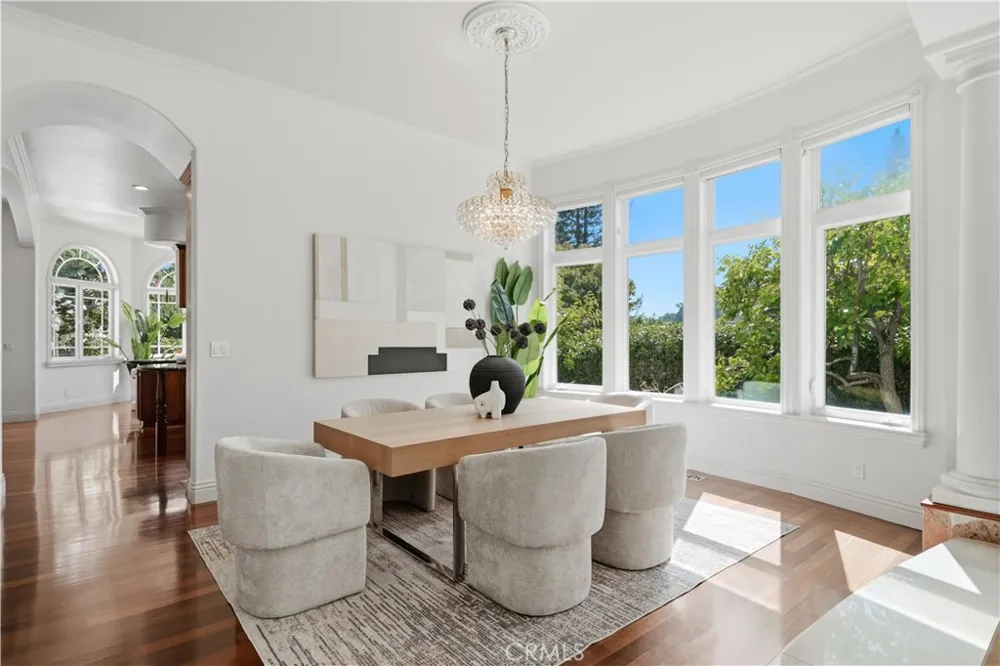 10935 Miramonte Cupertino, CA 95014