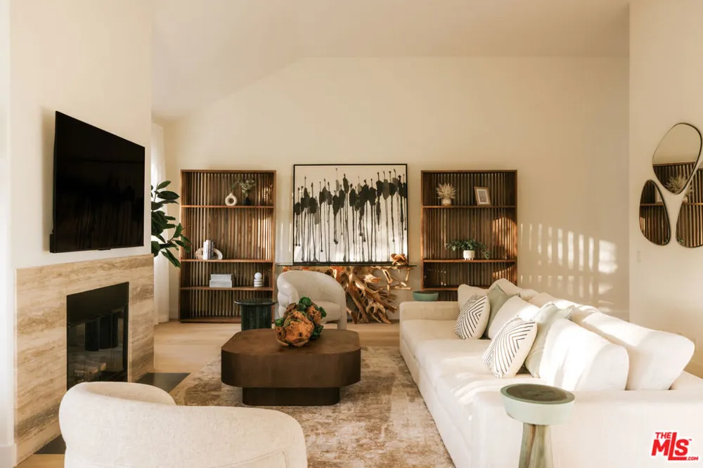 6489 Cavalleri Road #211 Malibu, CA 90265