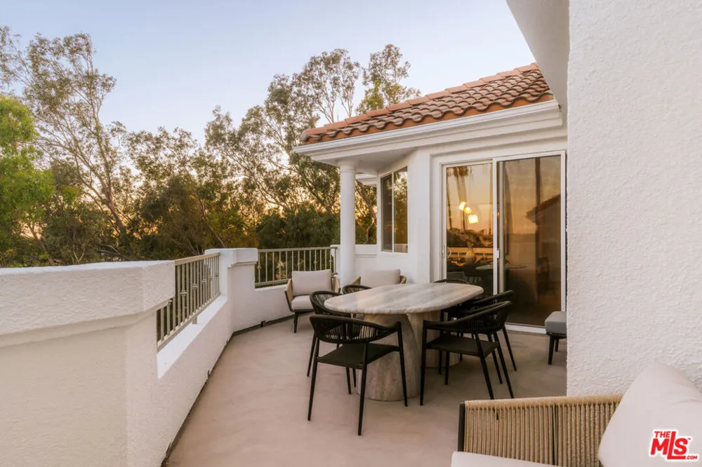 6489 Cavalleri Road #211 Malibu, CA 90265