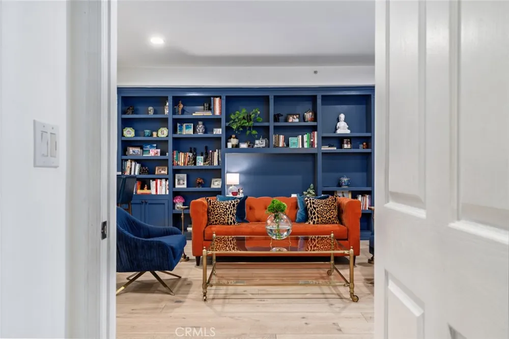 11740 W Sunset Boulevard #14 Los Angeles, CA 90049