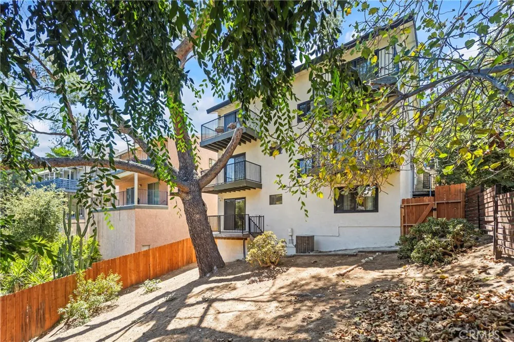 9620 Alene Tujunga, CA 91042