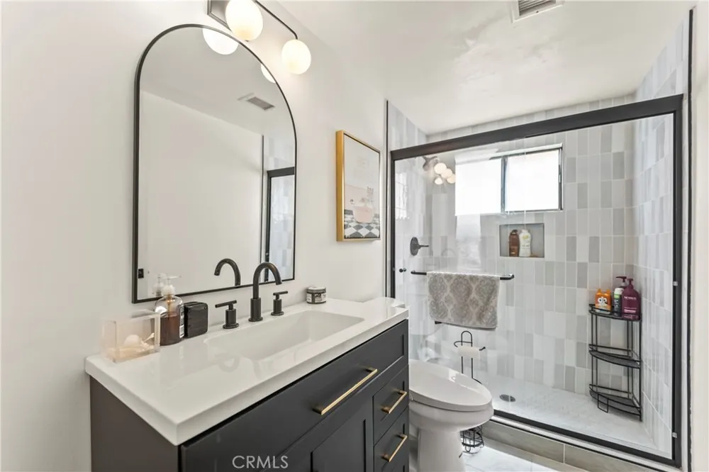 9620 Alene Tujunga, CA 91042