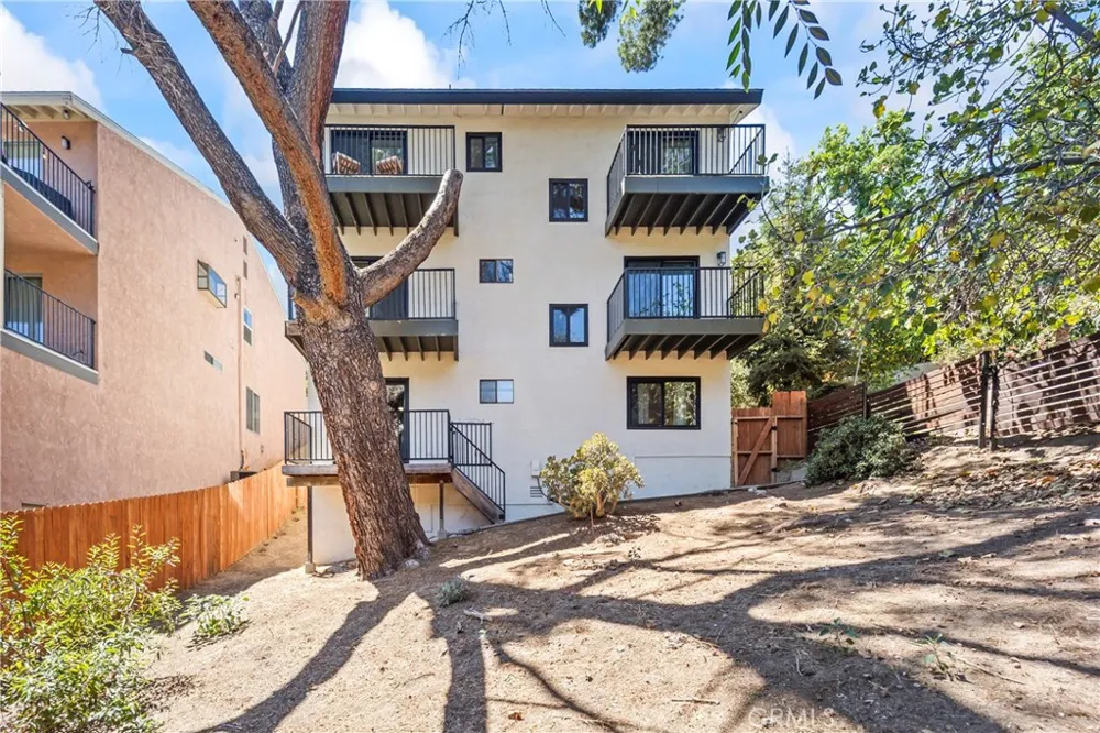 9620 Alene Tujunga, CA 91042
