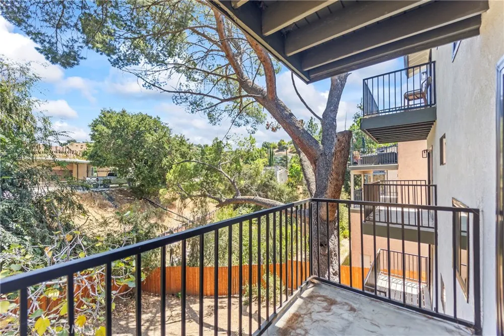 9620 Alene Tujunga, CA 91042
