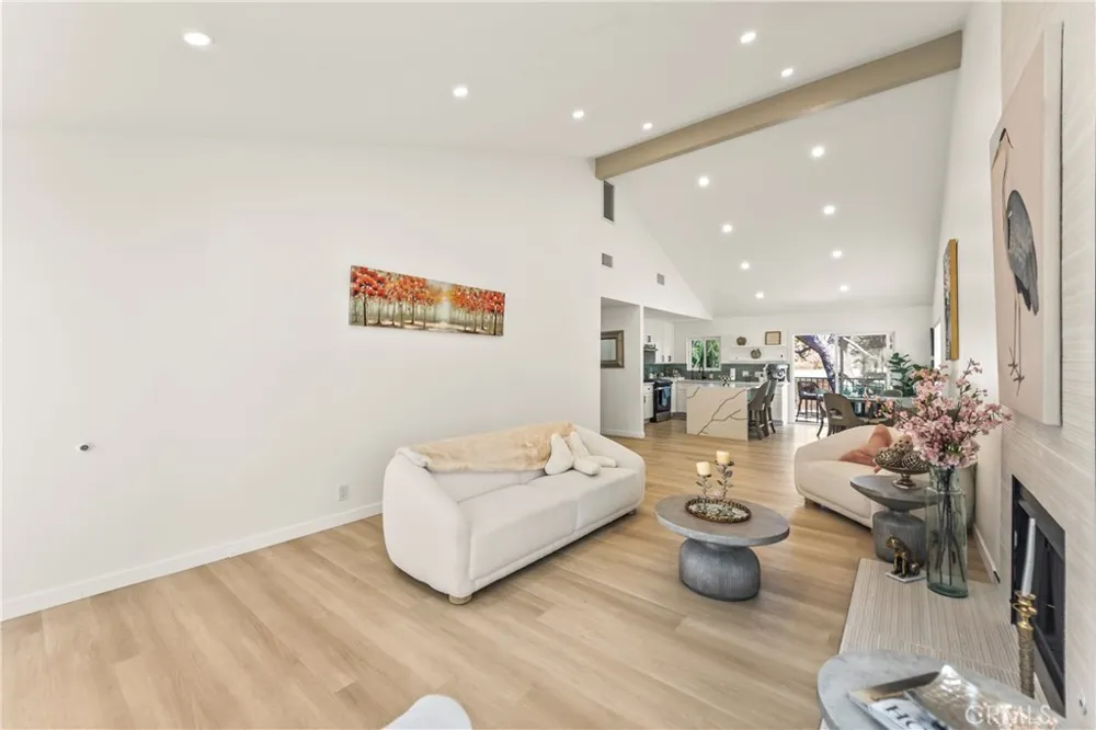 9620 Alene Tujunga, CA 91042