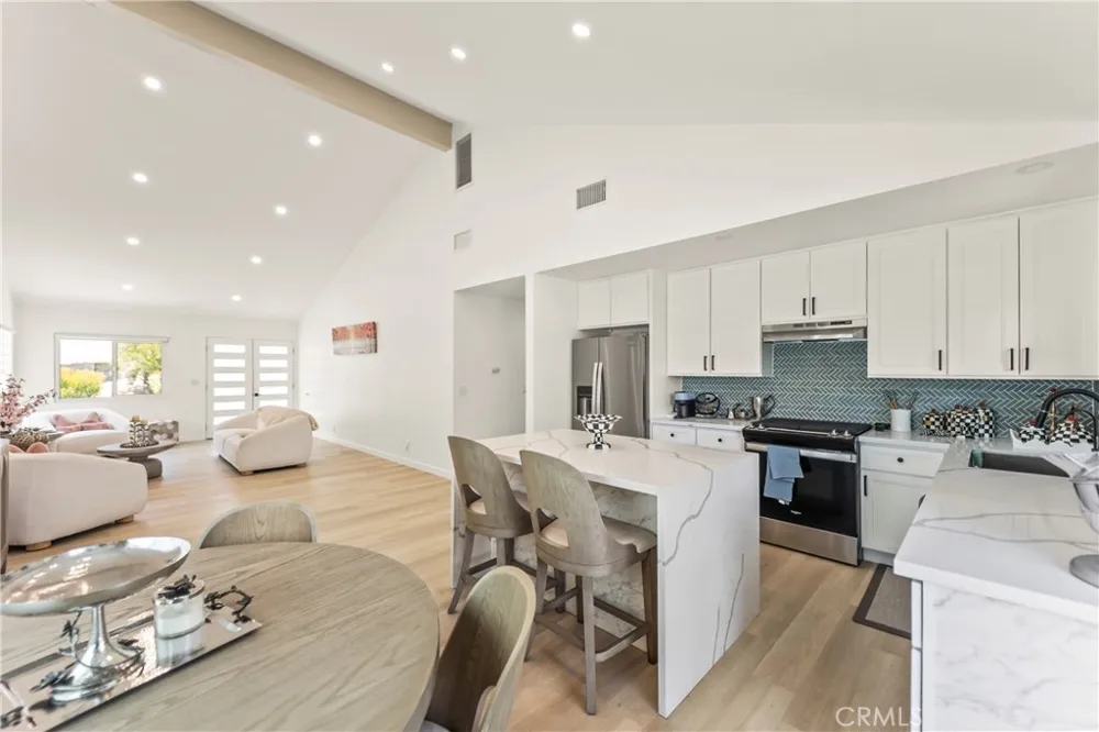 9620 Alene Tujunga, CA 91042