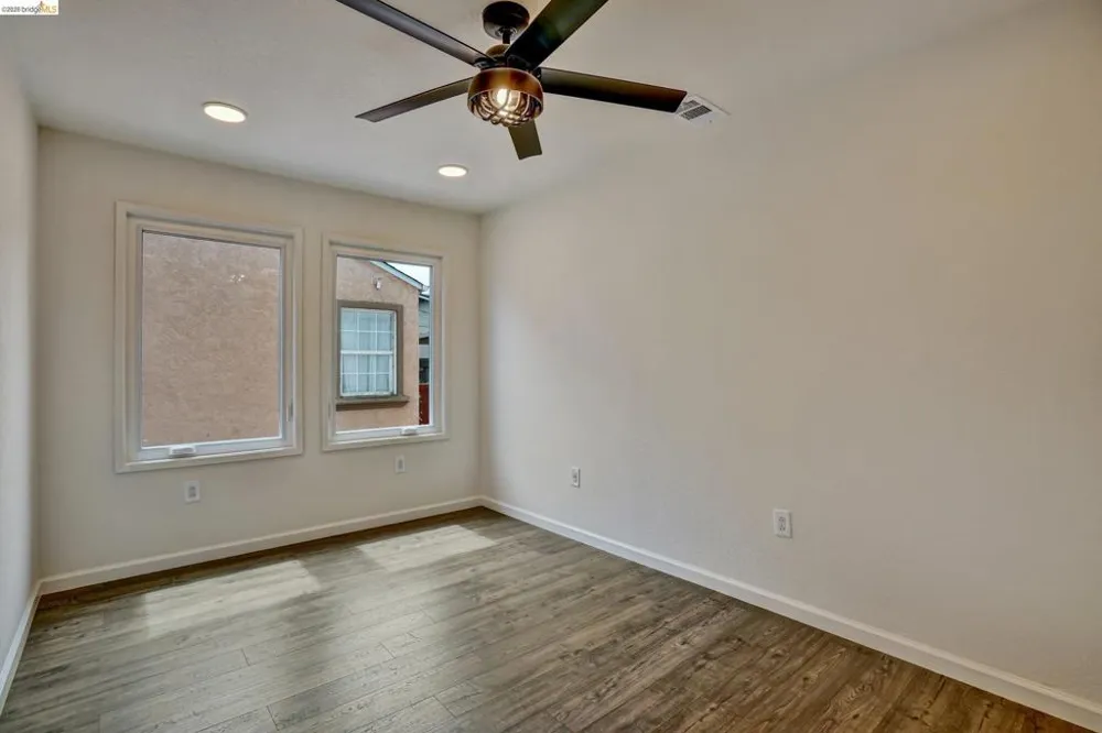 207 Bergedo Dr. Oakland, CA 94603