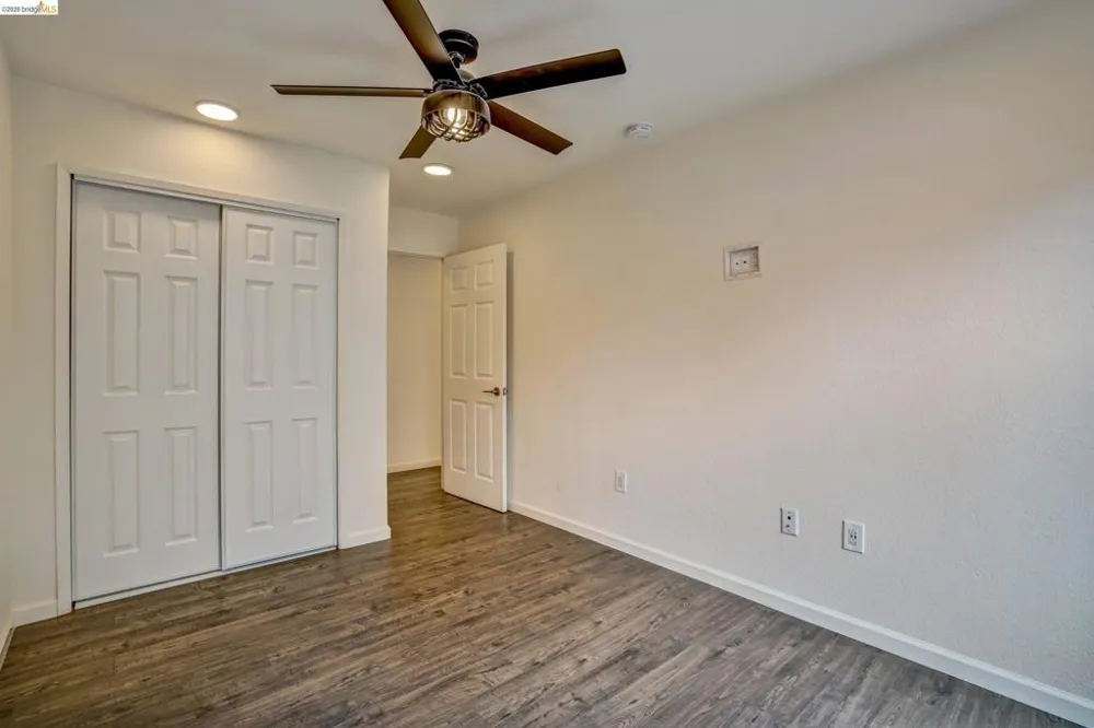 207 Bergedo Dr. Oakland, CA 94603