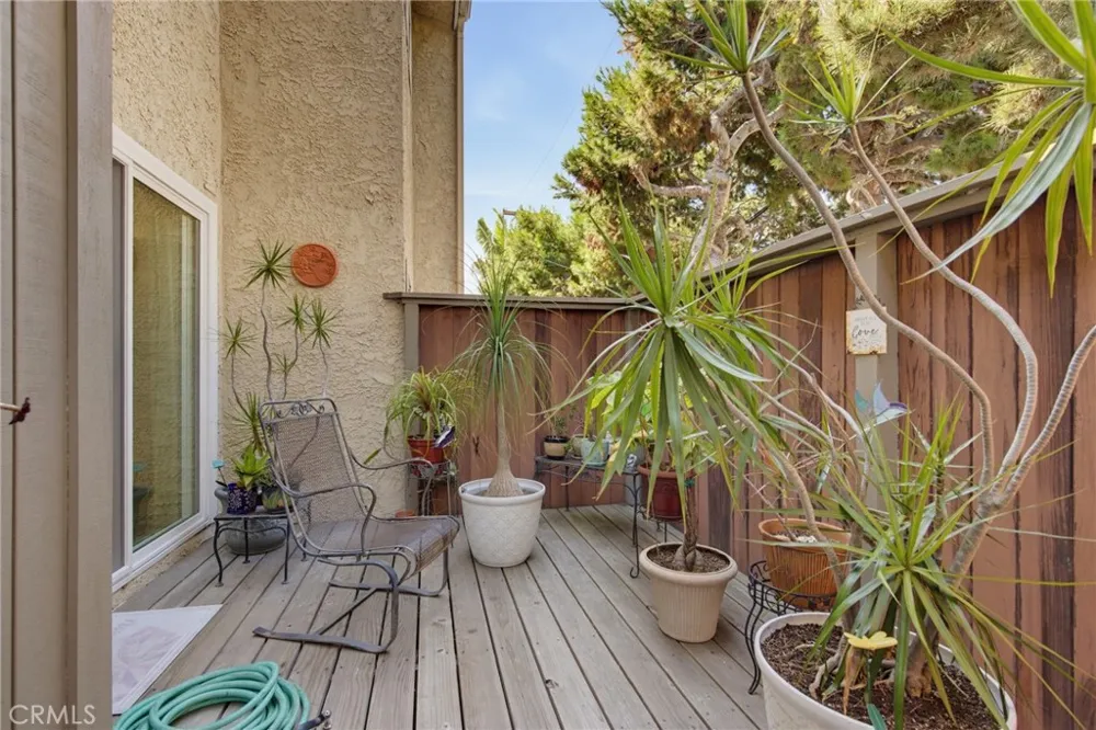 1404 Stanford Avenue Redondo Beach, CA 90278