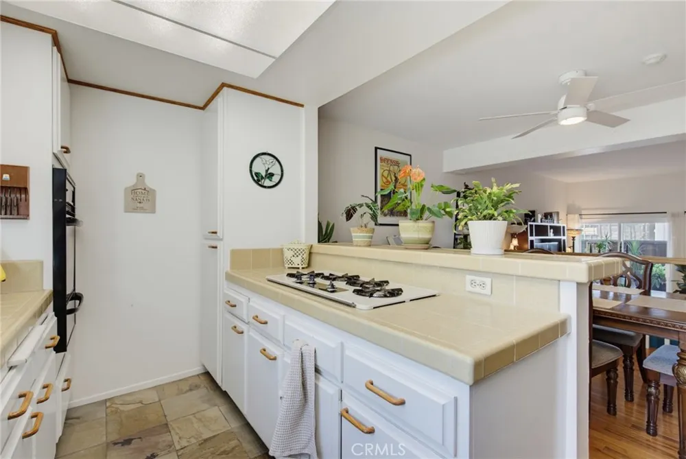 1404 Stanford Avenue Redondo Beach, CA 90278