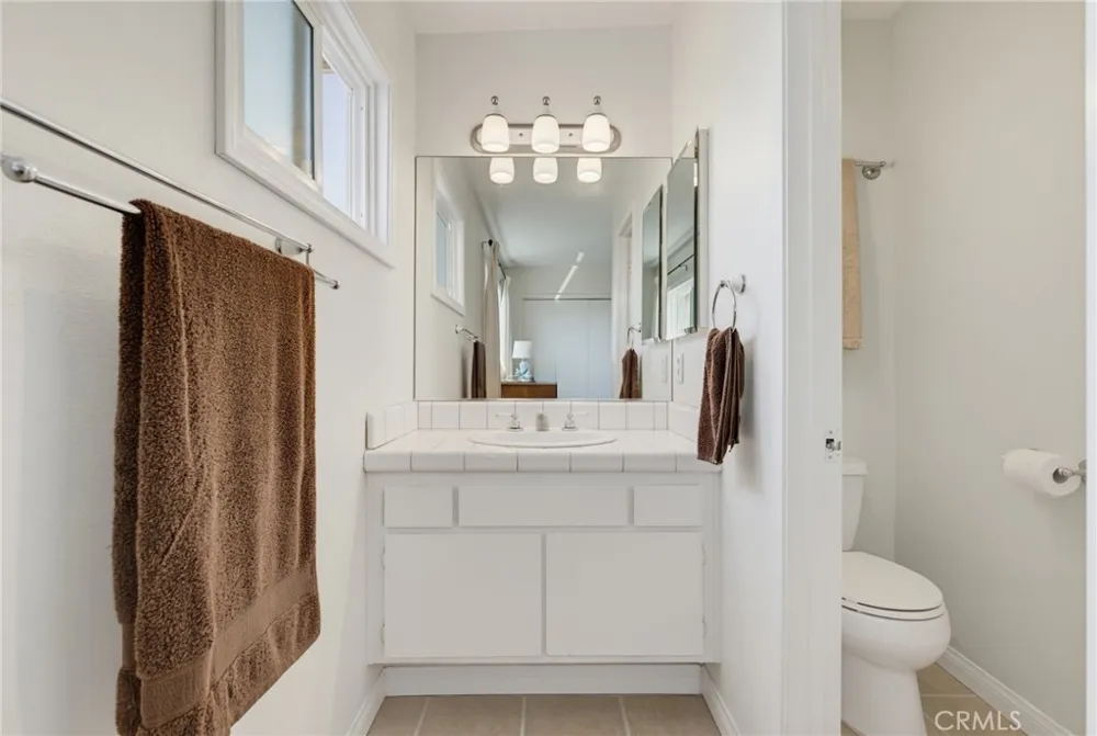 1404 Stanford Avenue Redondo Beach, CA 90278