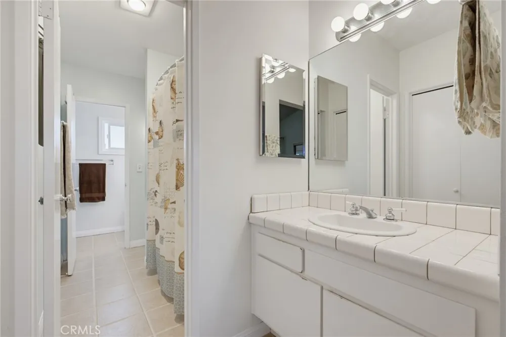 1404 Stanford Avenue Redondo Beach, CA 90278