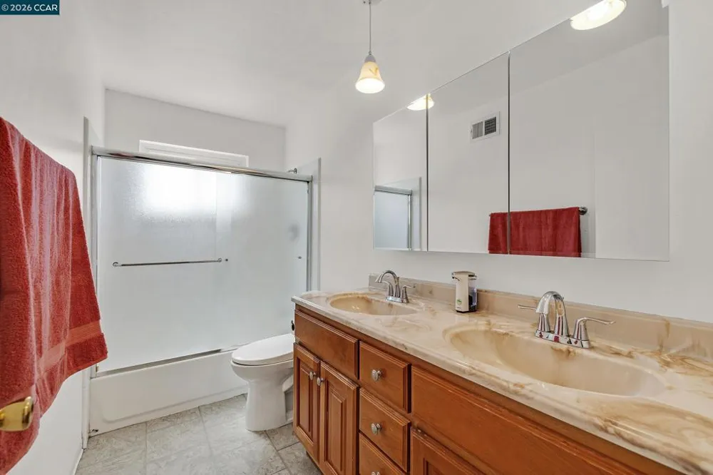 38087 Young Dr Fremont, CA 94536