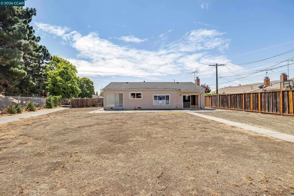 38087 Young Dr Fremont, CA 94536