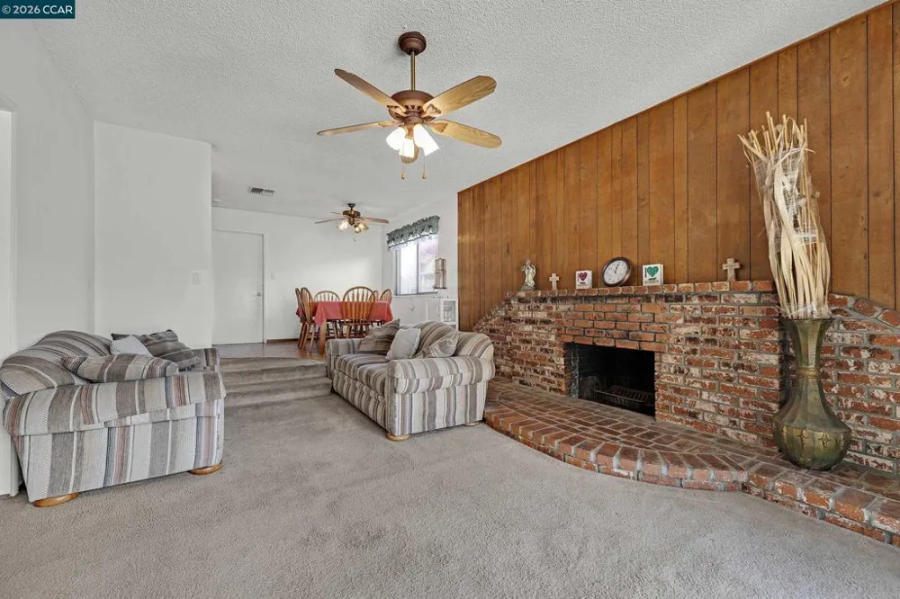 38087 Young Dr Fremont, CA 94536