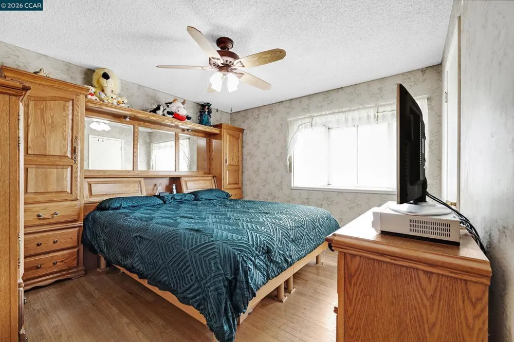 38087 Young Dr Fremont, CA 94536